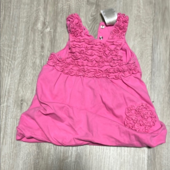 Pink Ruffled Sleeveless top - Picture 1 of 1